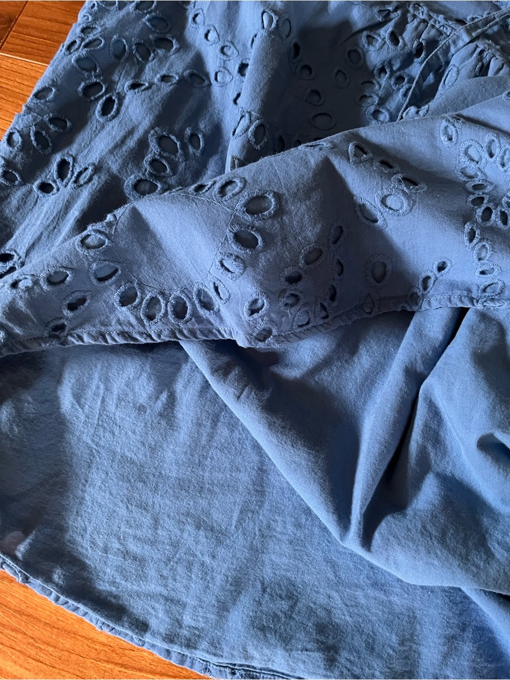 Tuckernuck Cotton Grecian Blue Eyelet Kenway Blouse XXL - Picture 10 of 16